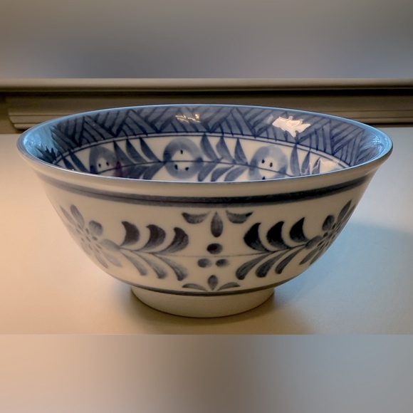 Signed Blue and White Porcelain Serving Bowl - Picture 8 of 14